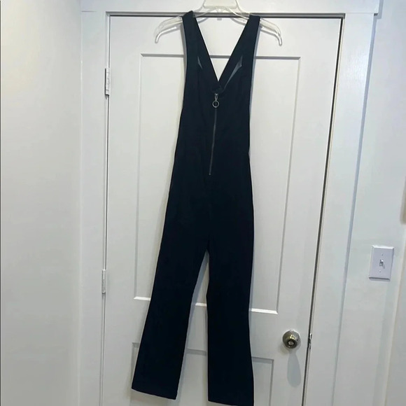 Urban Outfitters black  jumpsuit size small. In great condition! - Picture 2 of 13